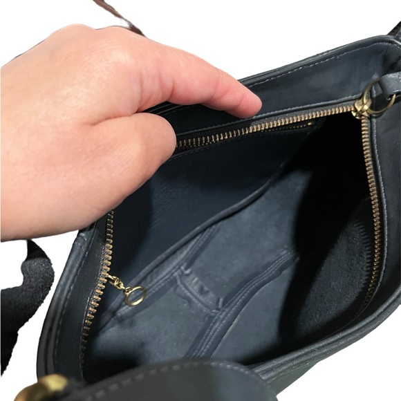 Coach Vintage Helsy Top zipper closure Bag # 4121 - Picture 7 of 11